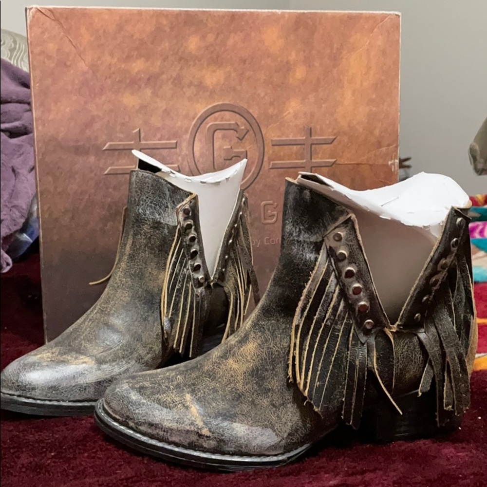 Circle G booties